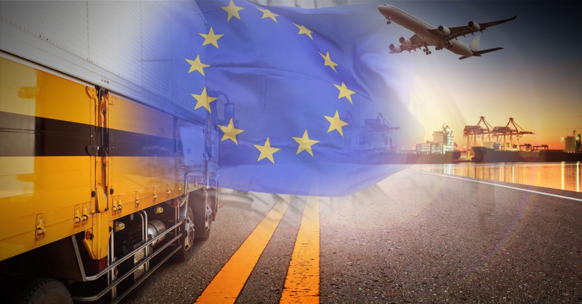 União Europeia quer adotar combustíveis sustentáveis em portos e aeroportos