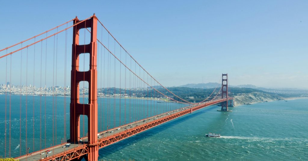 Imagem da Golden Gate, no estado da Califórnia, EUA