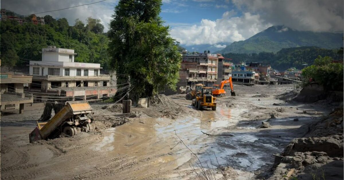 Exemplos como as enchentes do Nepal mostram duas dimensões que costumam ser negligenciadas: quão rapidamente uma comunidade consegue se recuperar e se isso acontecerá antes da chegada do próximo desastre